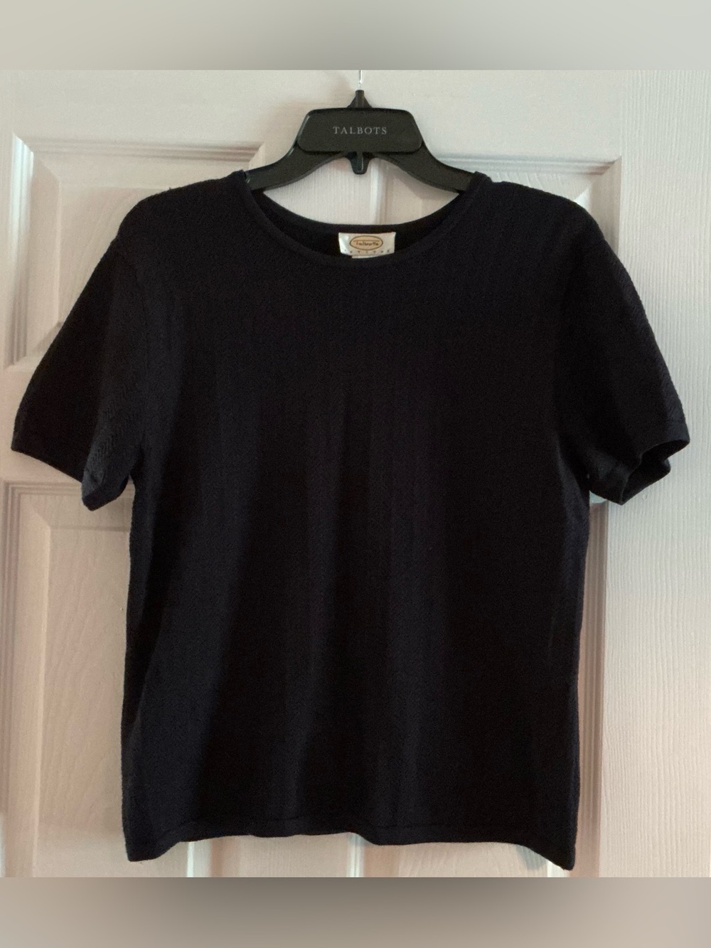 Talbots Black Short-Sleeve Crewneck sweater like top